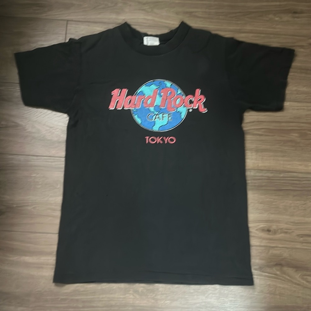 Vintage Hard Rock Cafe Tokyo shirt